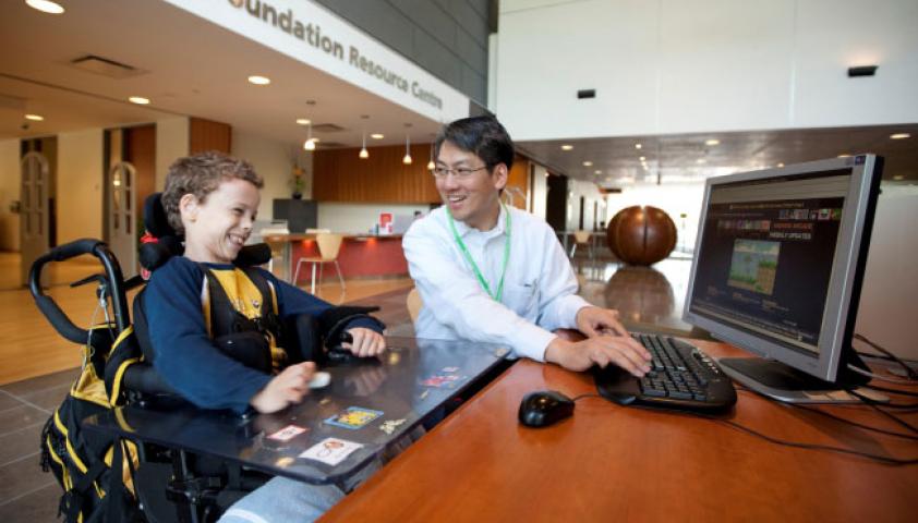 Tom Chau, VP Research, Director of the BRI, working with a participant