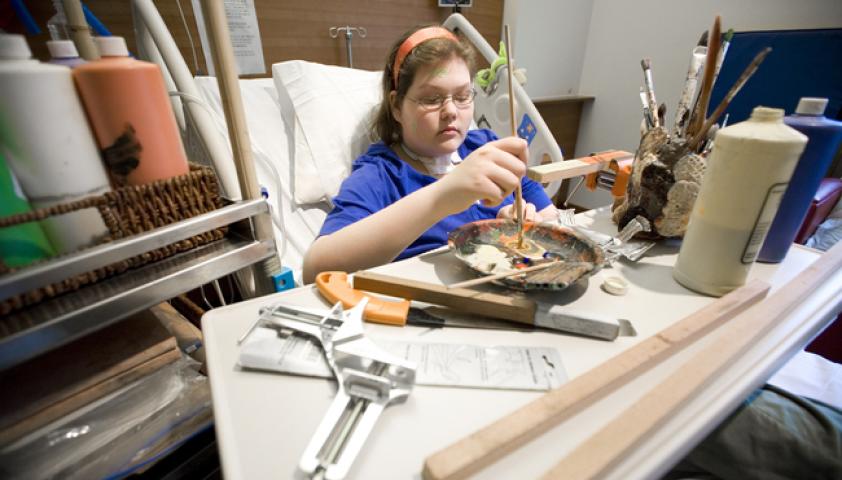 ARTery trolleys visit children's bedsides packed with paints, brushes and clay