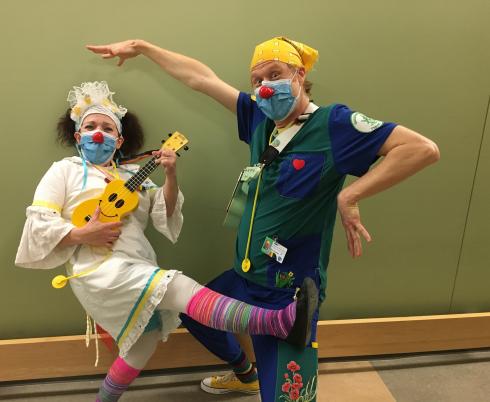 therapeutic clowns